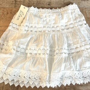 Elan White Lace Skirt Boho Tier Ruffles Peekaboo Lace Size M